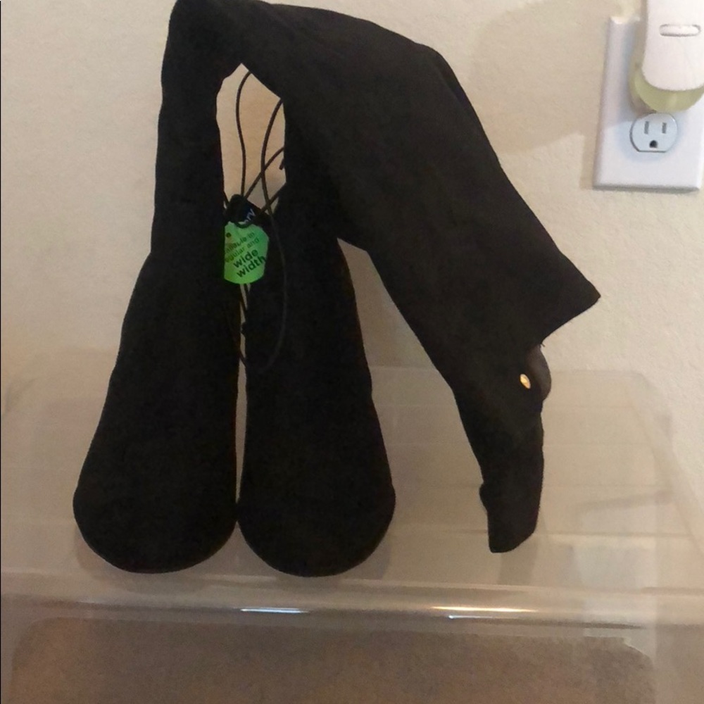 Women knee high boots